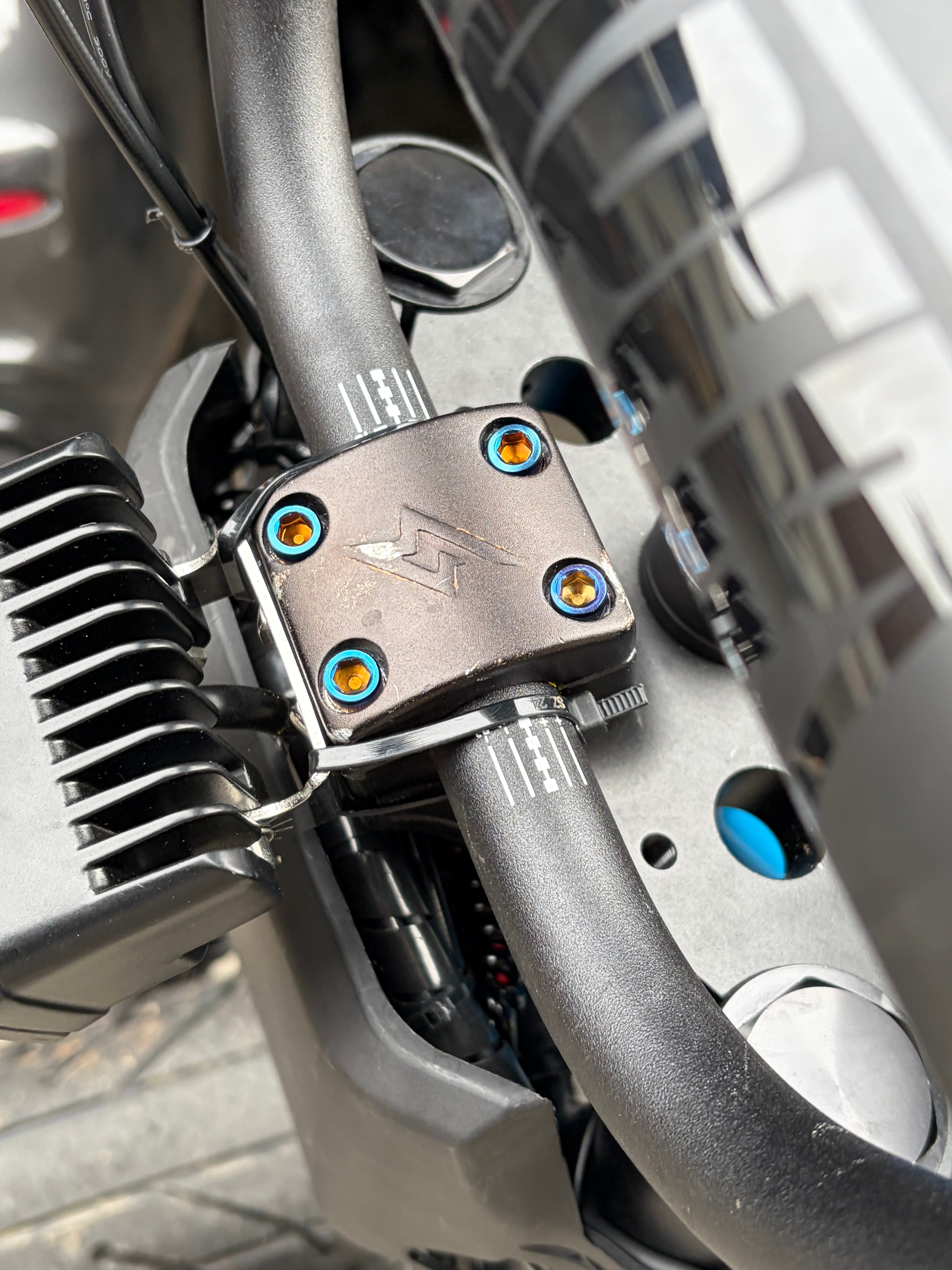 Super73 Titanium handlebar Mounting Bolts