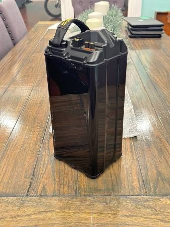 "Invisible" Surron Battery Wrap